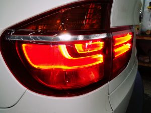 Установка оригинальных рестайлинговых задних огней BMW E70
