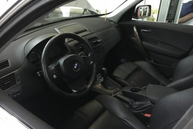 Разрядка аккумулятора в BMW X3 (E84)