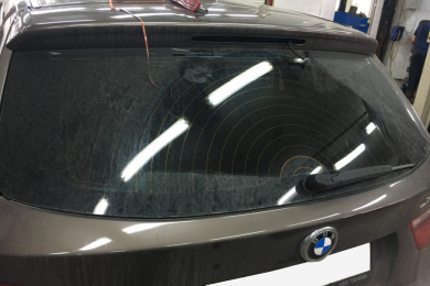 Проникла вода в дополнительный стоп-сигнал в BMW F25