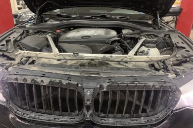 Ремонт жалюзей охлаждения радиатора BMW